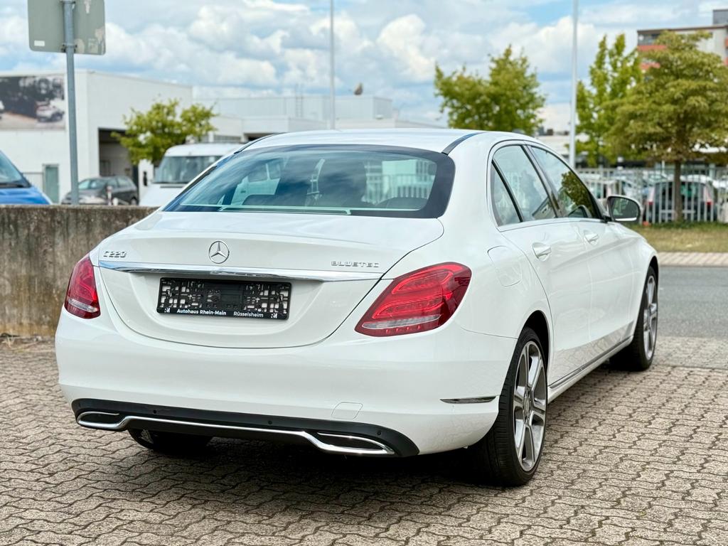 Mercedes-Benz C 220