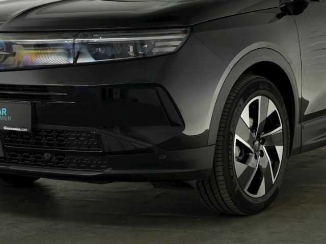 Grandland B GS HYBRID eDCT+LED MATRIX+NAVI+360 G