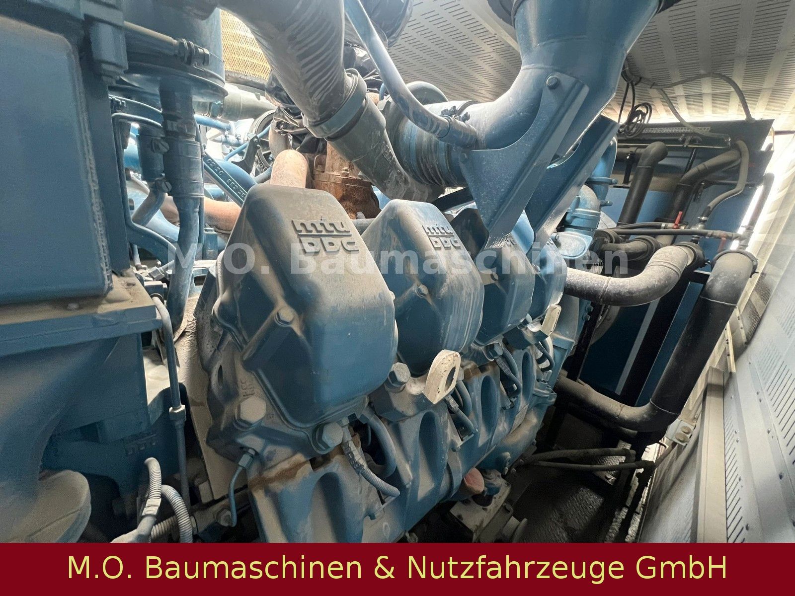 Fahrzeugabbildung Andere Stromaggregat 1000 KVA MTU / 8 Zylinder /