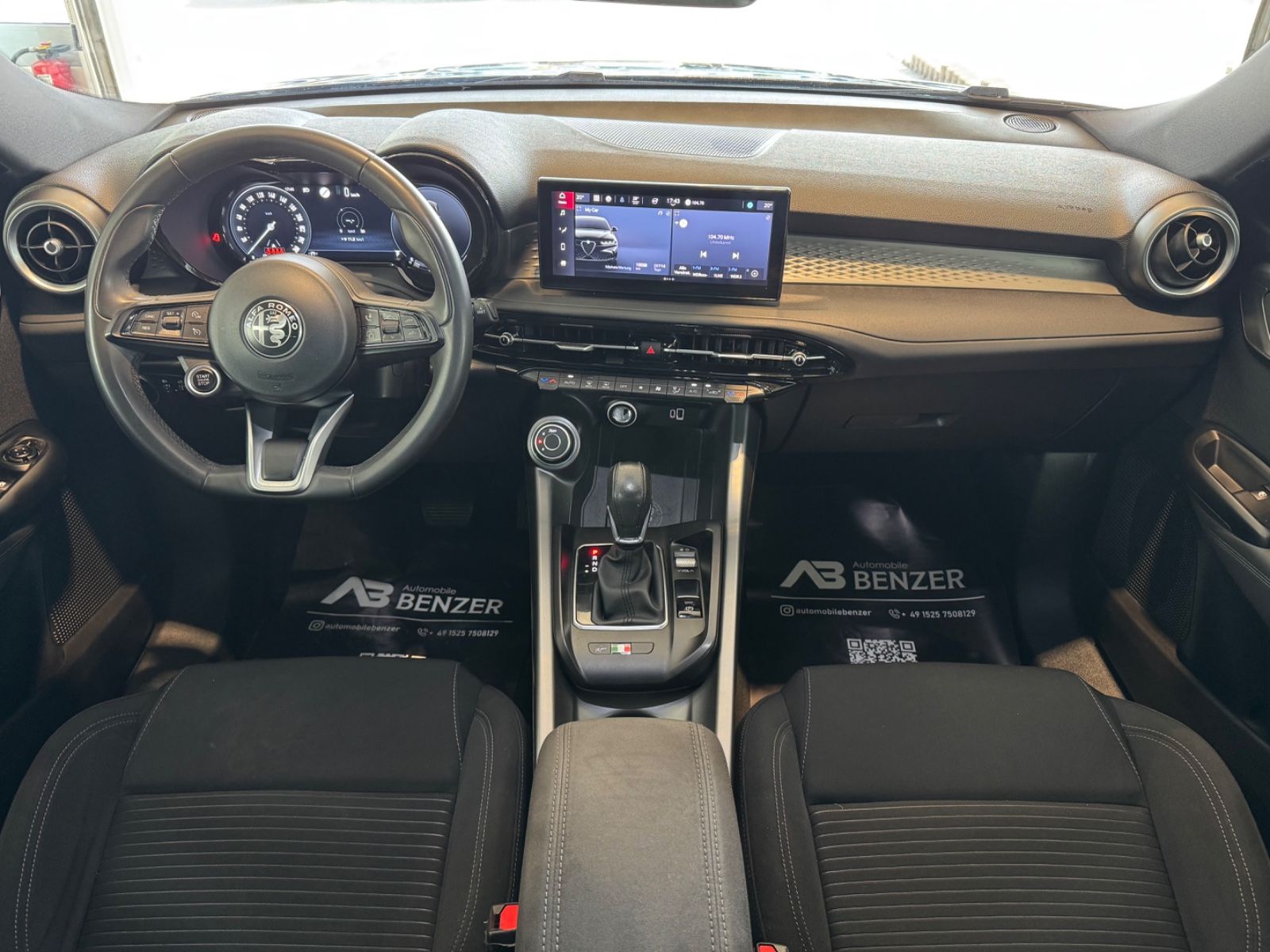 Fahrzeugabbildung Alfa Romeo Tonale Super/LED/PDC/CarPlay/Tempomat/ALU/1Hand