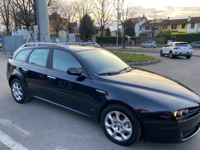 Alfa Romeo 159 2.0 JTDm Sportwagon Distinctive