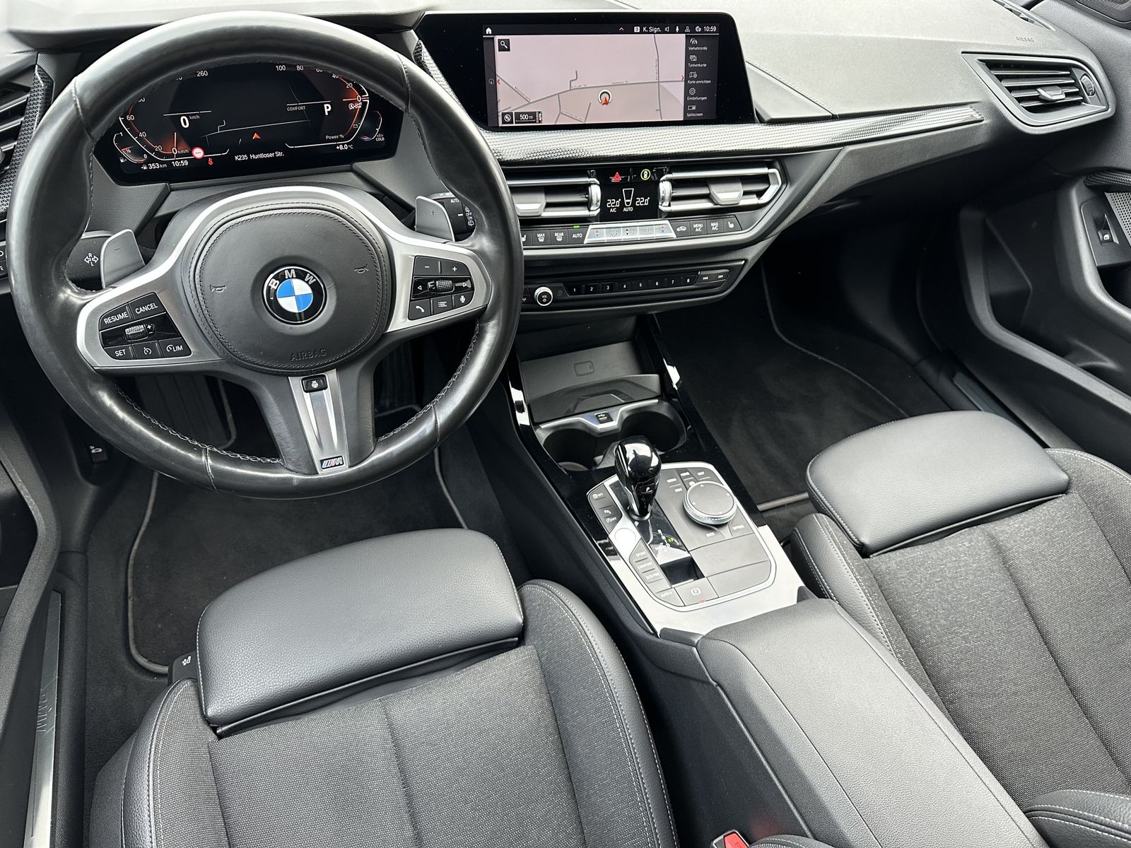 Fahrzeugabbildung BMW 120i Sport-Line NAV+LED+HIFI+DRASSISTANT+17ZO+PP