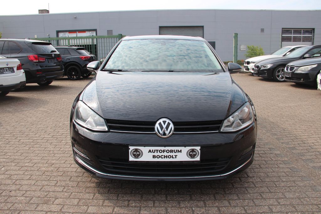 Image of Volkswagen Golf