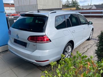 Volkswagen Golf - 5