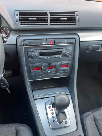 Audi A4 1.8 T multitronic*TÜV/AU NEU* Bild 13