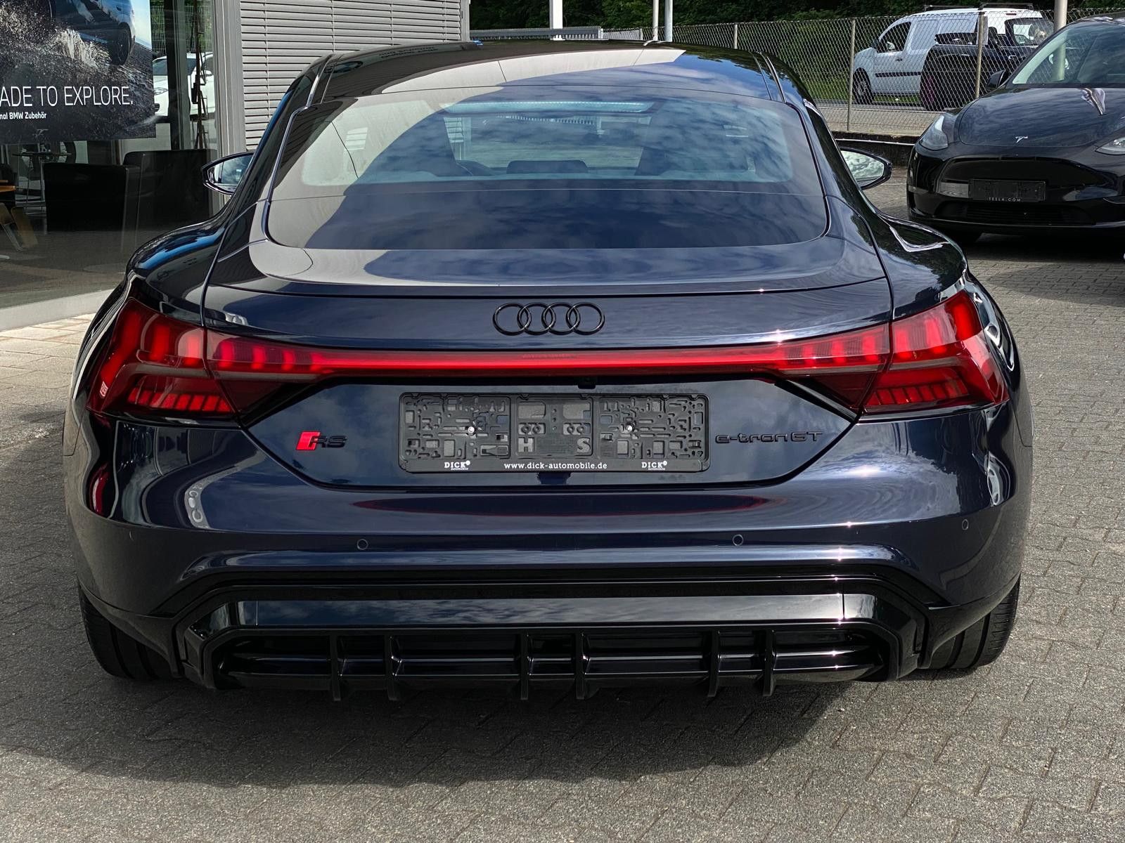 Fahrzeugabbildung Audi RS e-tron GT Quatt BLACK EDIT+PANO+MATR+B&O+KAM+
