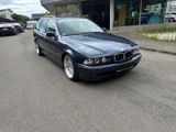 BMW 520i A Exclusive touring AUTOMATIK TÜV AU NEU - BMW 520 aus 2001: Kombi, 520i