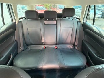 Volkswagen Passat Variant - 8