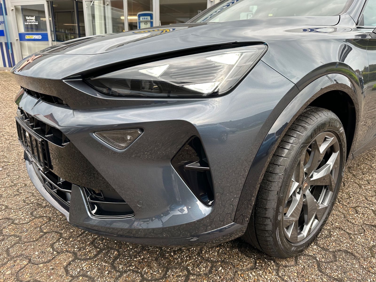 Fahrzeugabbildung CUPRA Formentor 1.5 eTSI DSG ACC/AHK/LED/SHZG/CarPlay