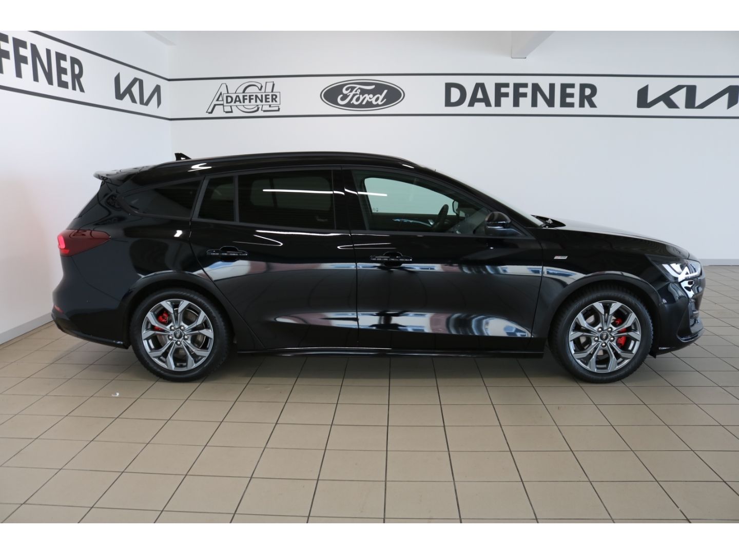 Fahrzeugabbildung Ford Focus ST-Line X WinterPa LED SpurhalteASS DAB