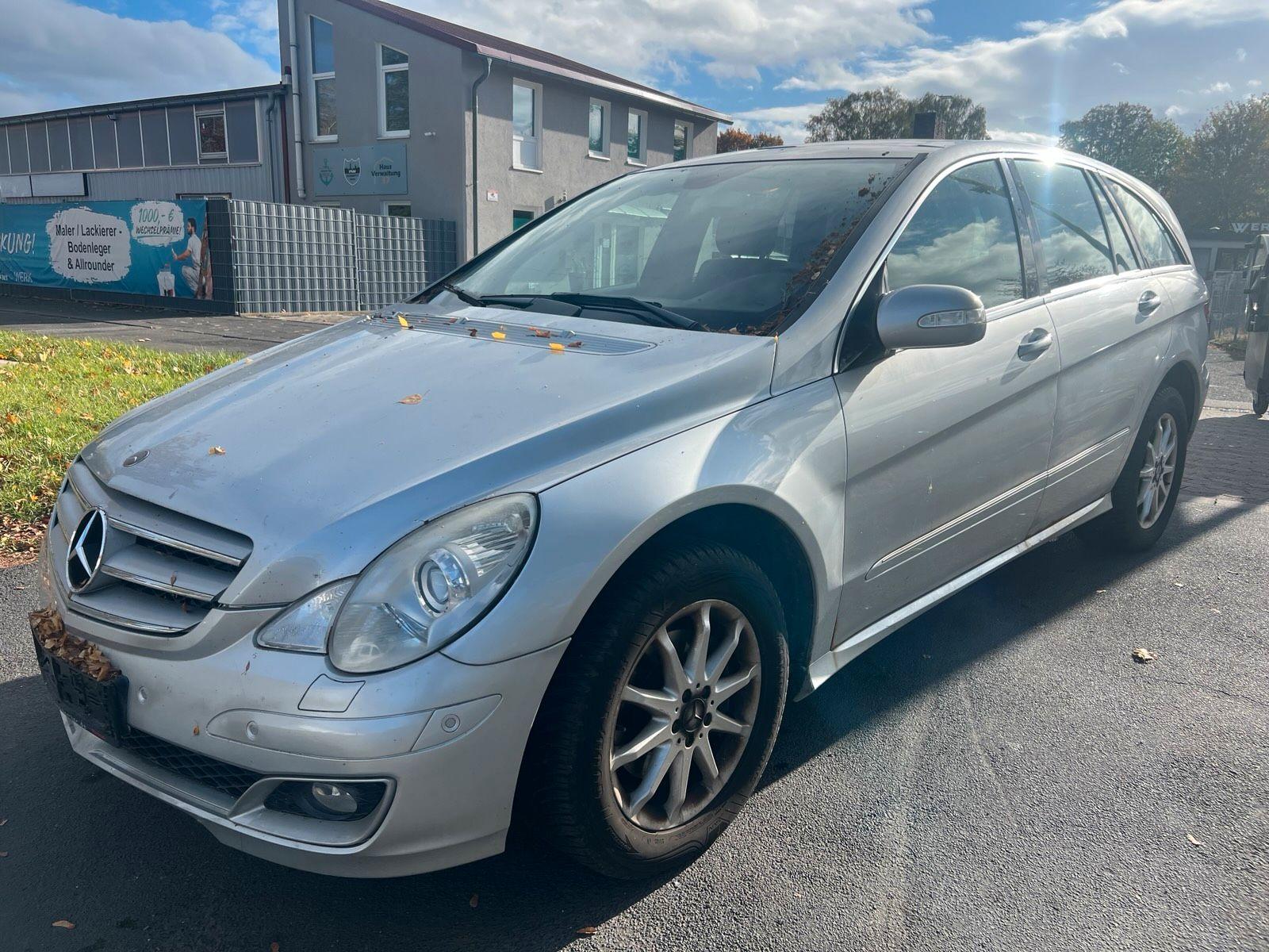 Mercedes-Benz R 320