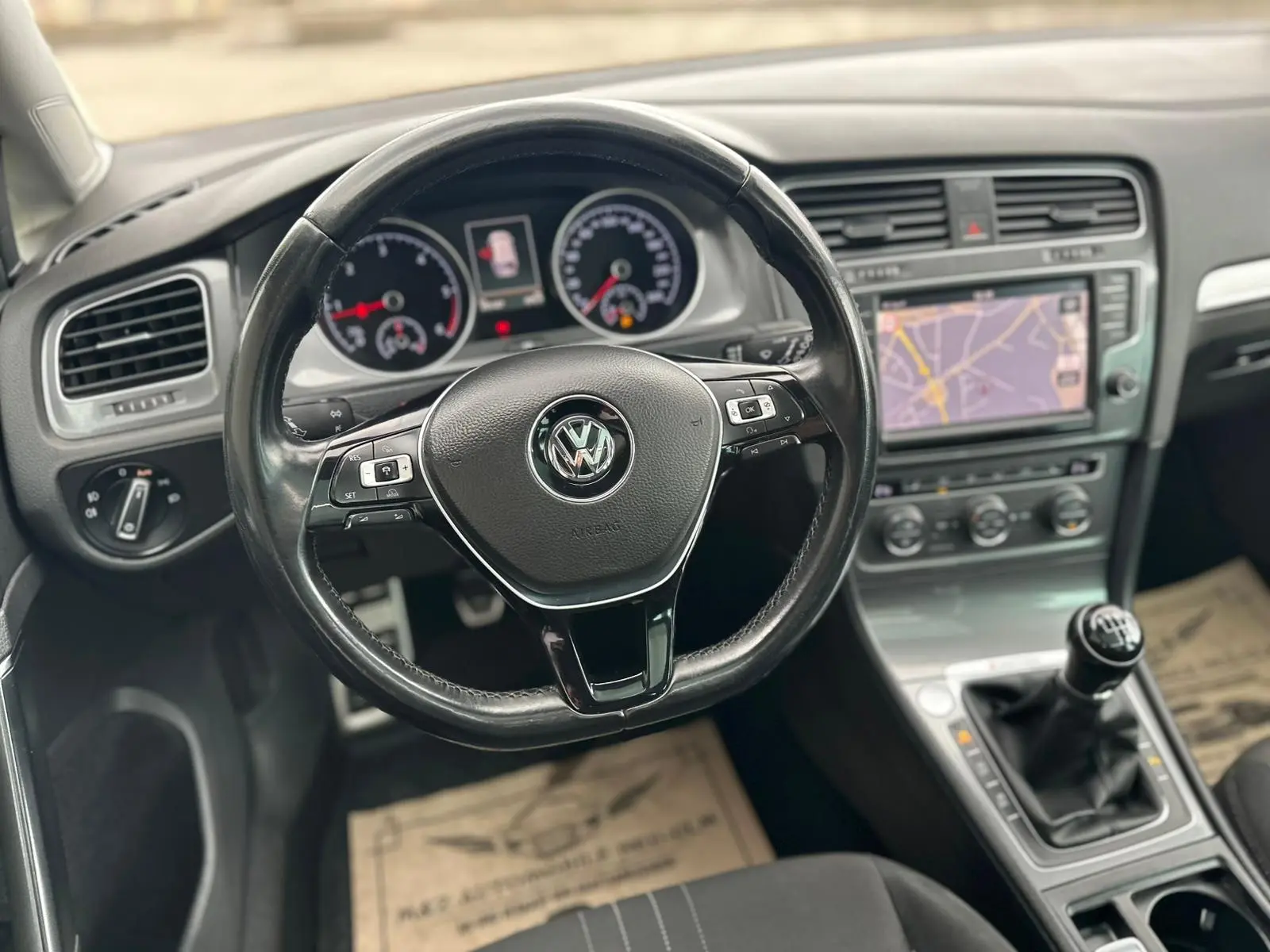 Volkswagen Golf 2015 — photo 11