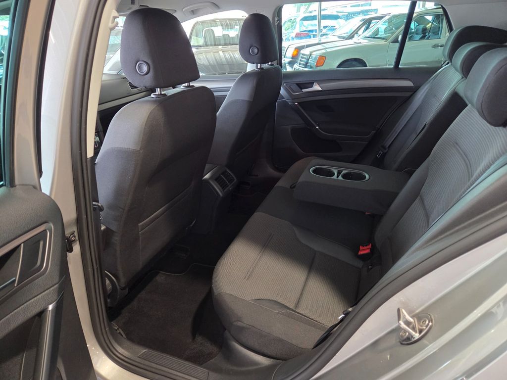 VW Golf VII Lim. Comfortline BlueMotion – Ansicht 11