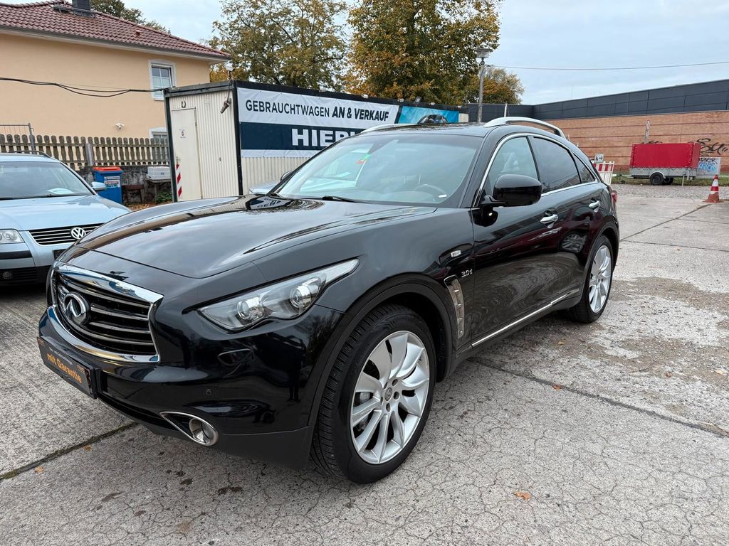 Infiniti QX70