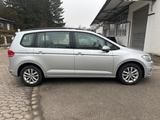 Volkswagen Touran Comfortline BMT Pano Navi LED DSG AHK - Volkswagen Touran mit Panoramadach