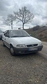 Opel Youngtimer Opel Astra 1.6 - Opel: Youngtimer