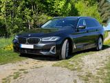 BMW 540d xDrive Touring LuxuryLine NaviLEDSHZTemDist