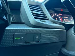 Fahrzeugabbildung Audi A1 Sportback 25 TFSI advanced - APP*Sitzhzg*PDC!