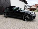 Mercedes-Benz GLA 250 DCT - - Firmenfahrzeug gebraucht
