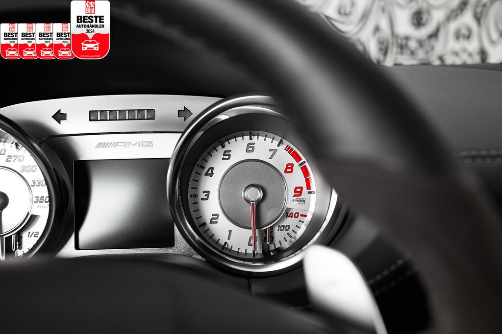 Mercedes-Benz SLS AMG