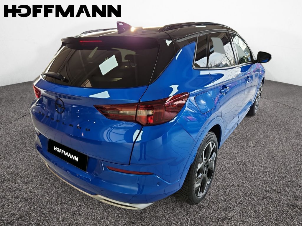 Fahrzeugabbildung Opel Grandland PHEV 4x4 1.6 DI Ultim Night Vision