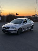 Skoda Octavia 1.9tdi 105PS  1 Hand - Skoda Octavia aus 2005 mit Diesel-Antrieb