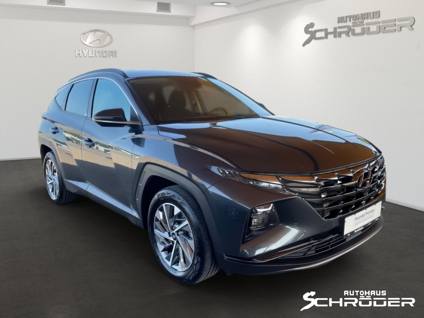 Fahrzeugabbildung Hyundai Tucson 1.6 CRDi TREND ASS-P+SHZ+EL.HECKKLAPPE AC