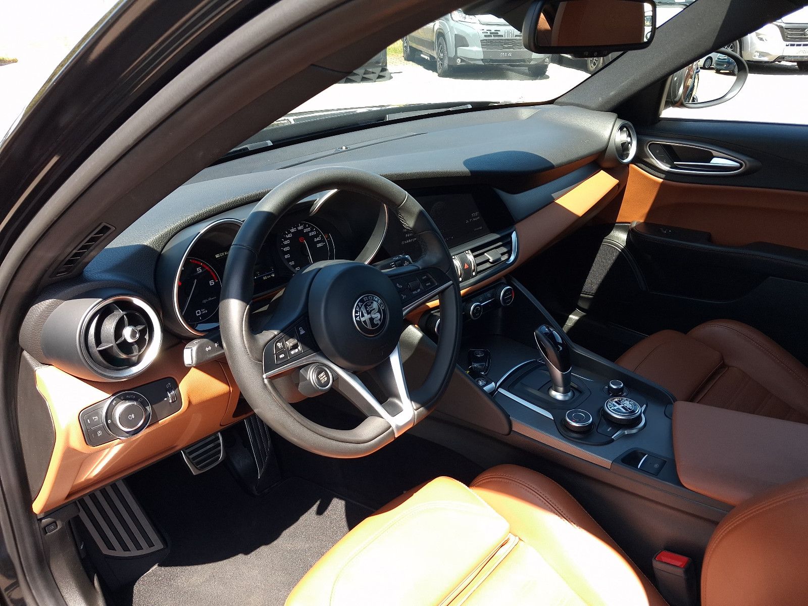 Fahrzeugabbildung Alfa Romeo Giulia B-Tech