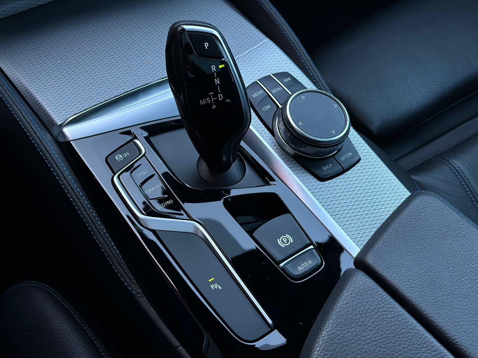 BMW 540d xD M SPORT SHADOW* LED#4xSHZ#PANO#HUD#KEYLE - Image 16