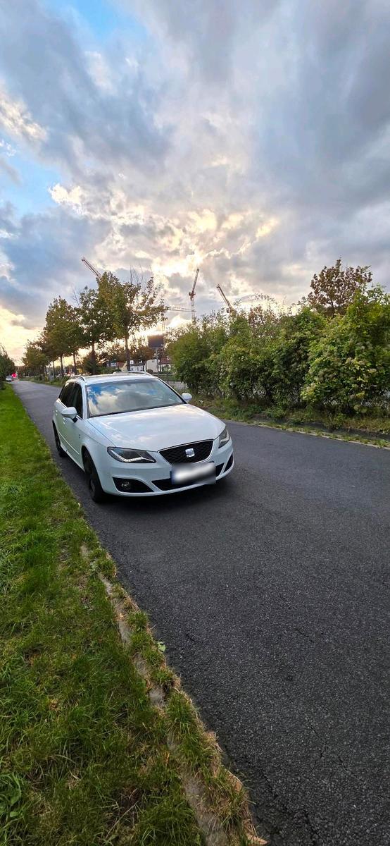 Seat Exeo 2012 — interior