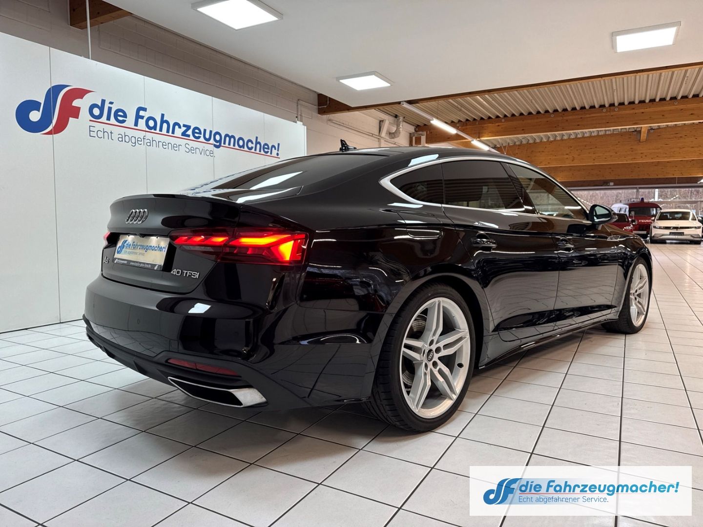 Fahrzeugabbildung Audi A5 Sportback 40 TFSI S-Line Digitales Cockpit So