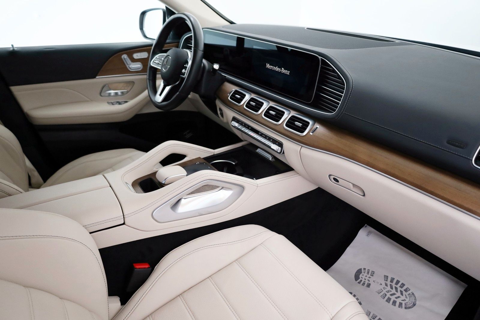 Fahrzeugabbildung Mercedes-Benz GLE 350e Coupe 4M Leder,Navi,LED,Park-Paket 360°