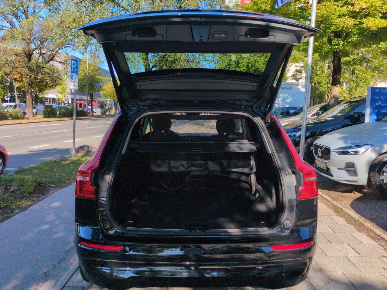 Volvo XC60 B4 (Benzin) Momentum Pro 2WD - Tempo/360°