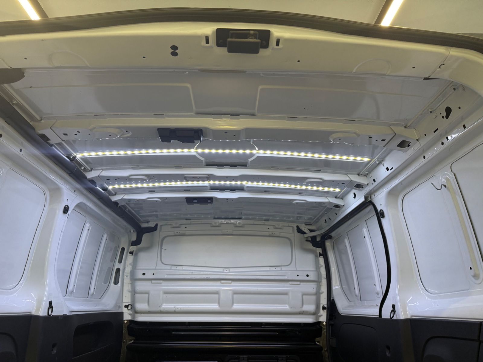 Fahrzeugabbildung Nissan Primastar Kastenwagen L1H1 3,0t N-Connecta