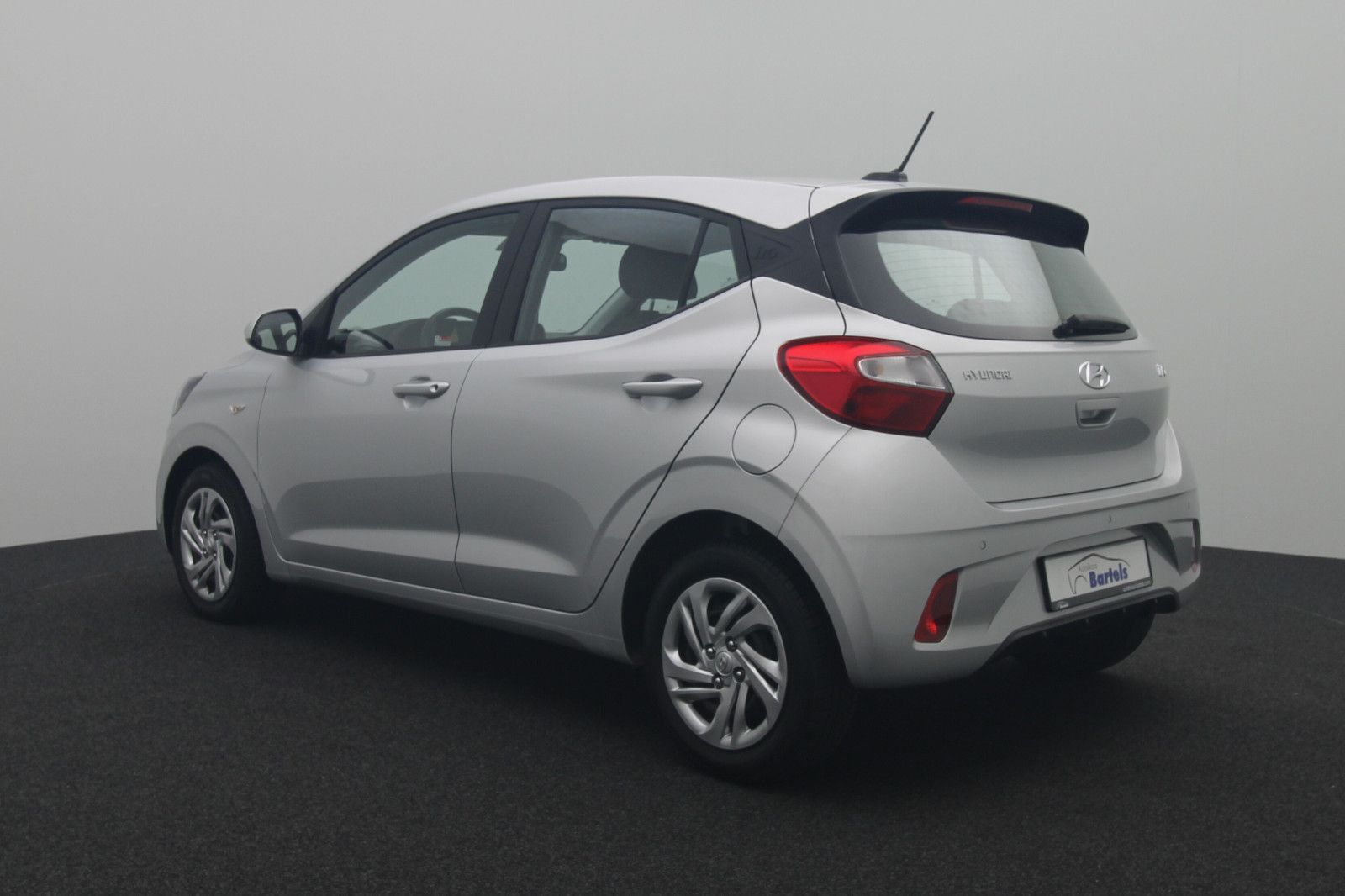 Fahrzeugabbildung Hyundai i10 1.0 Select Garantie