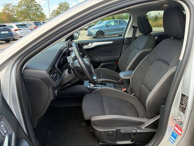 Fahrzeugabbildung Ford Focus 2,0 EcoBlue Turnier >AHK/Standheiz/PANO