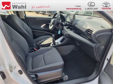 Toyota Yaris - 6