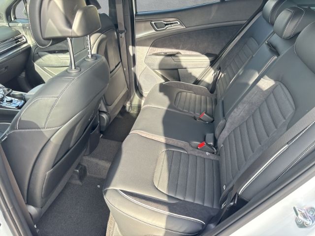 Fahrzeugabbildung Kia Sportage GT-LINE 4WD 1.6 T-GDI MILD-HYBRID *PANO