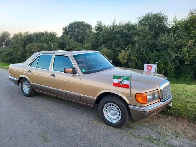 Mercedes-Benz Mercedes W126 / 380 SE Sondermodell