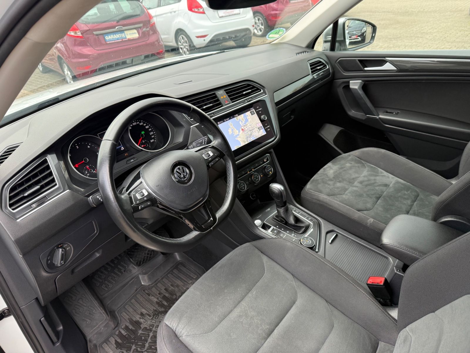 Tiguan Allspace Highline 4Motion*7-SITZER*NAVI*2