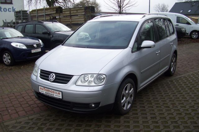 Volkswagen Touran 1.6 FSI Trendline