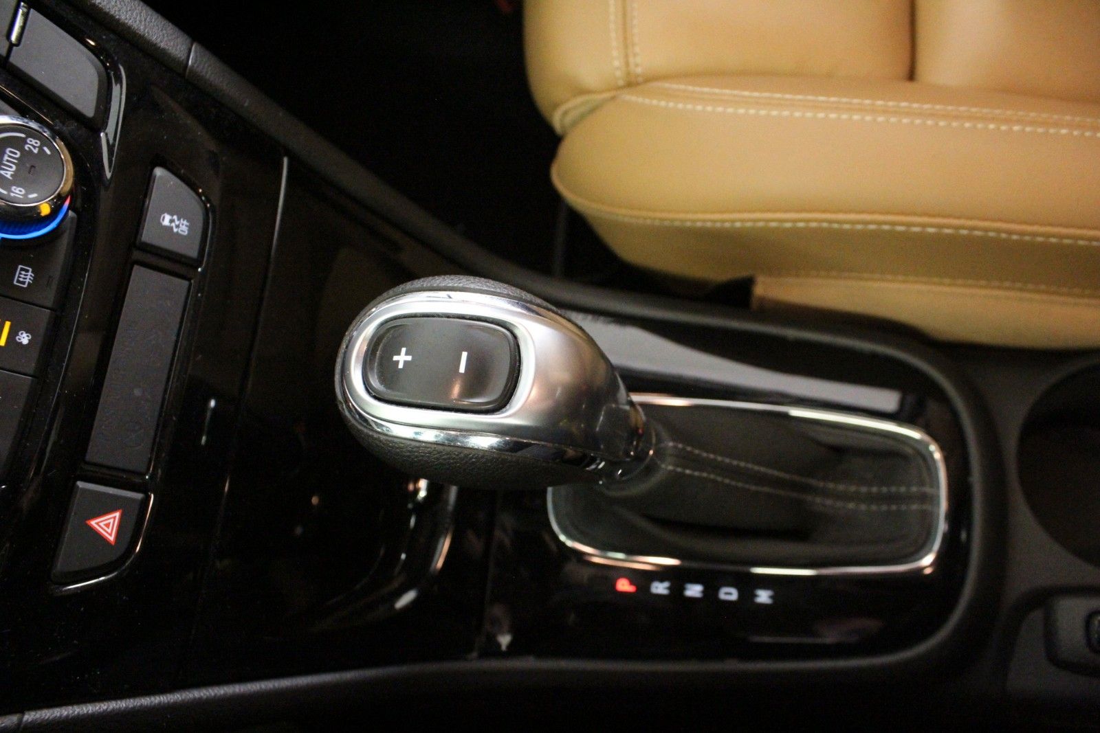 Fahrzeugabbildung Opel Mokka X 1.4 1.4 Turbo, Innovation,Automatik