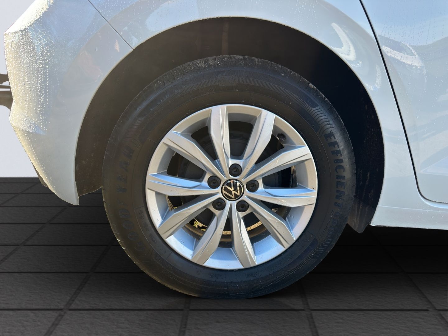 Polo Comf. 1.0TSI 70kW LED PanoDach PDC ACC Sitz