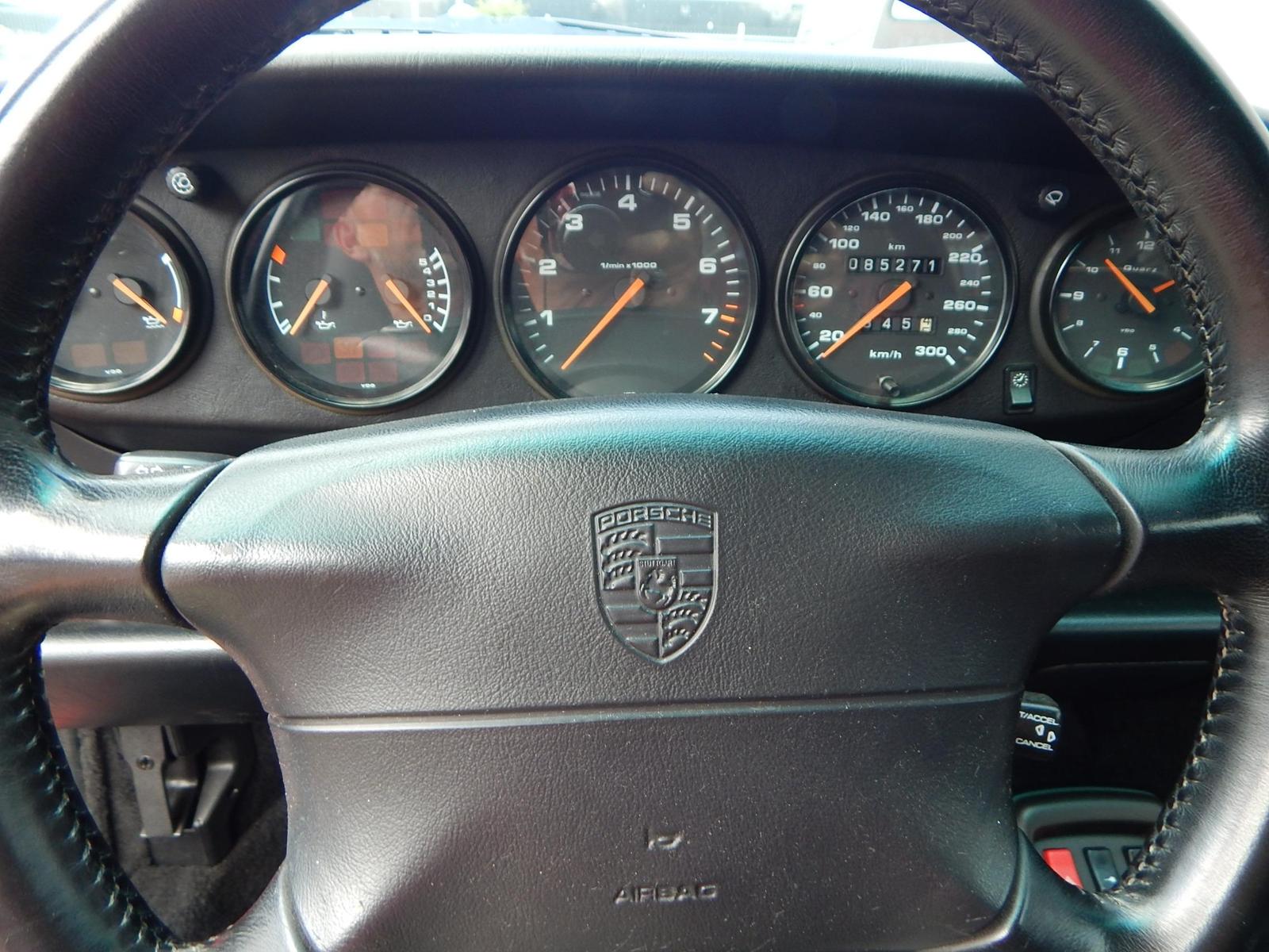 Porsche 993 Cabrio Wertgutachten: 93.000,-€