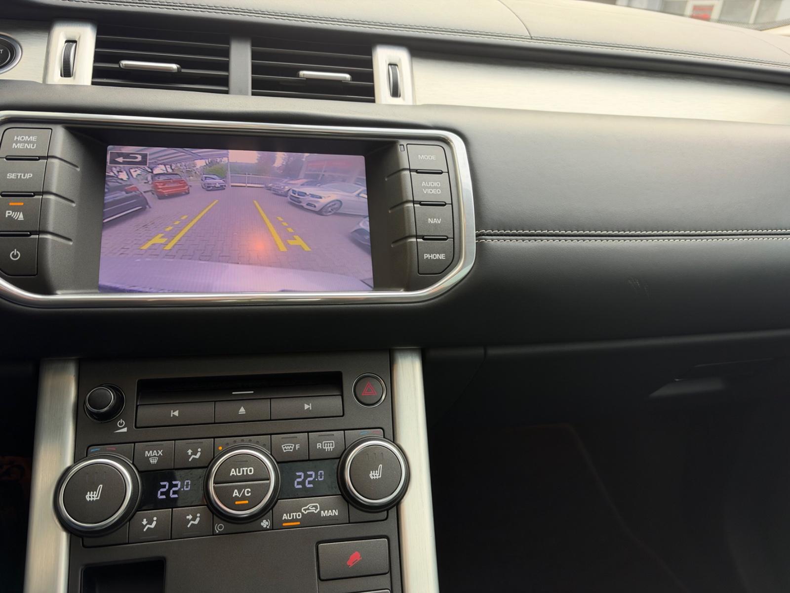 Land Rover Range Rover Evoque Prestige Aut.|LEDER|NAVI|PANO