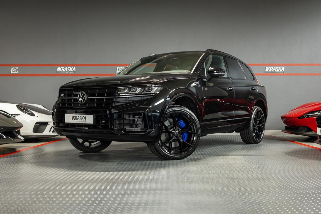 Volkswagen Touareg 3.0 TSI eHybrid 4M IQ. AHK PANO DYNAUDIO