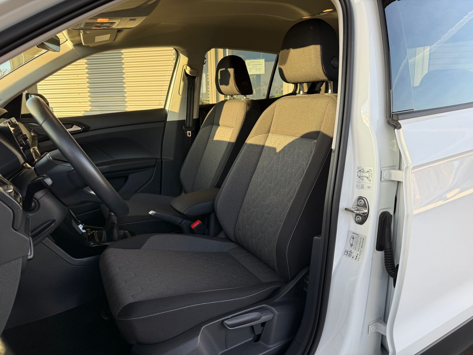 Volkswagen T-Cross - Bild 10
