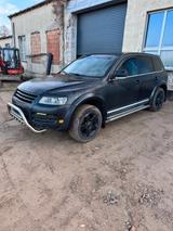 Volkswagen Vw Touareg v6 mit Gas Anlage - gebrauchte VW Touareg aus dem Jahr 2004