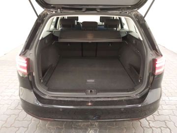 Volkswagen Passat Variant - 9