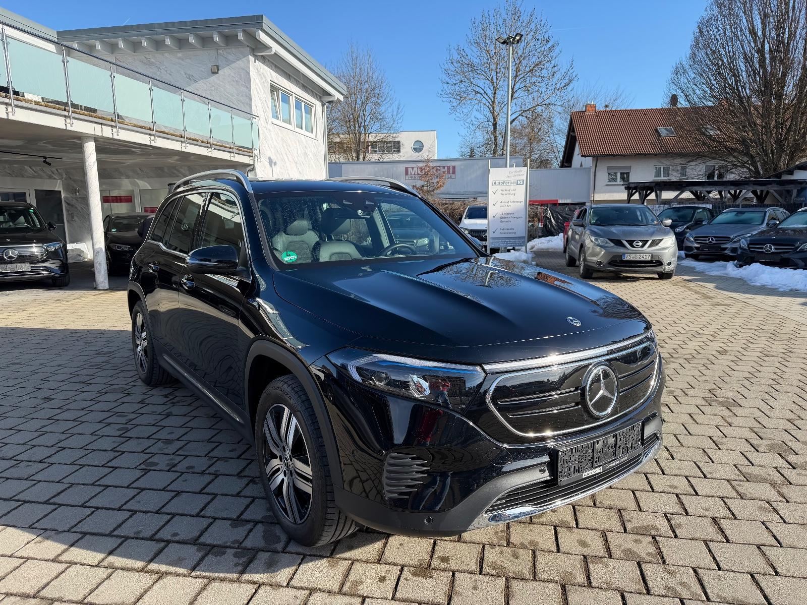 Mercedes-Benz EQB 300 4Matic*MBUX*Distr.*Navi*Rcam*Ambi
